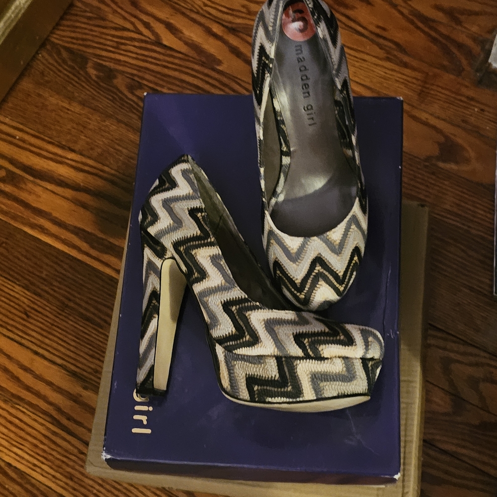 Madden Girl Chevron Patterned Heels - Black and White